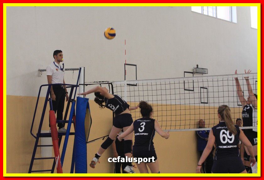150523 volley 270_tn.jpg
